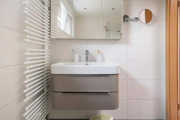 Schoenes Zimmer Im Charmanten Haus Berlin Bagian luar foto